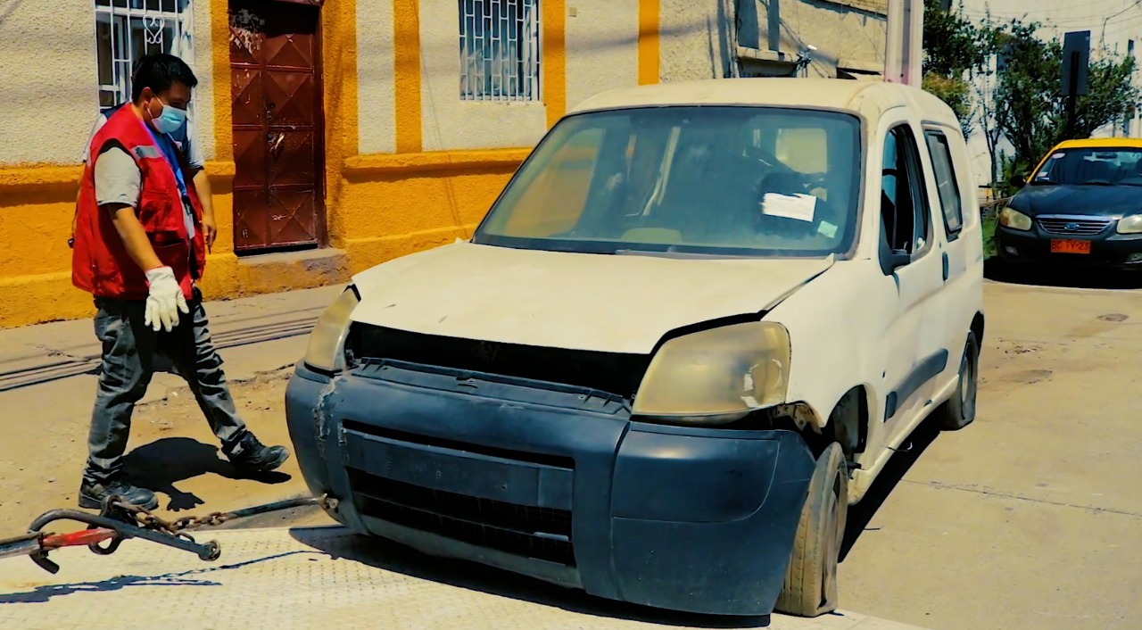 RETIRO DE AUTOS ABANDONADOS EN NUESTRA COMUNA
